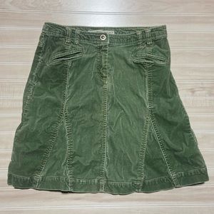 David Paul Women's Petite Green Corduroy Skirt